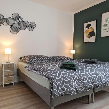 K-Town Green Studio Apartment Кайзерслаутерн Екстериор снимка