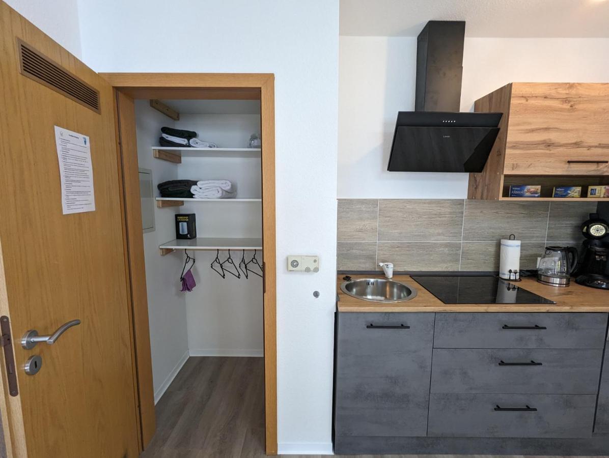 K-Town Green Studio Apartment Кайзерслаутерн Екстериор снимка